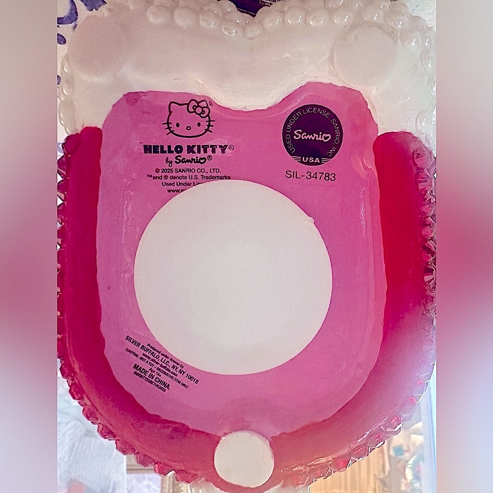 ๐ Custom made Hello Kitty Piggy Bank ๐ - Picture 3 of 3